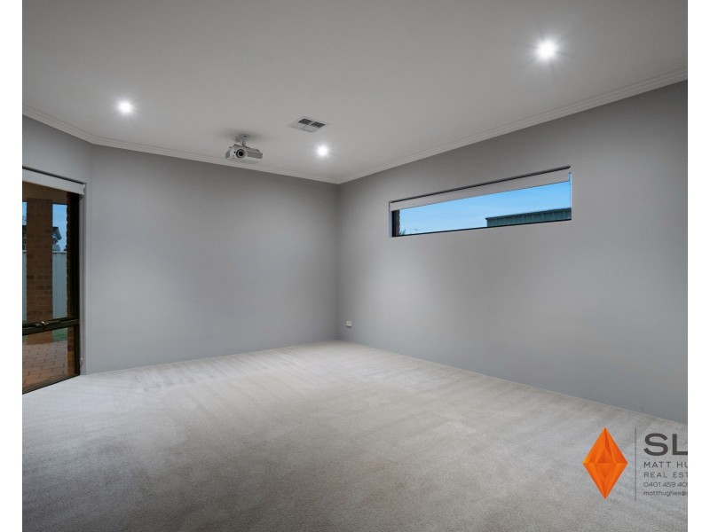 30 Waxflower Bend, Huntingdale WA 6110