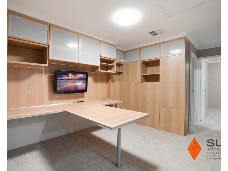 30 Waxflower Bend, Huntingdale WA 6110