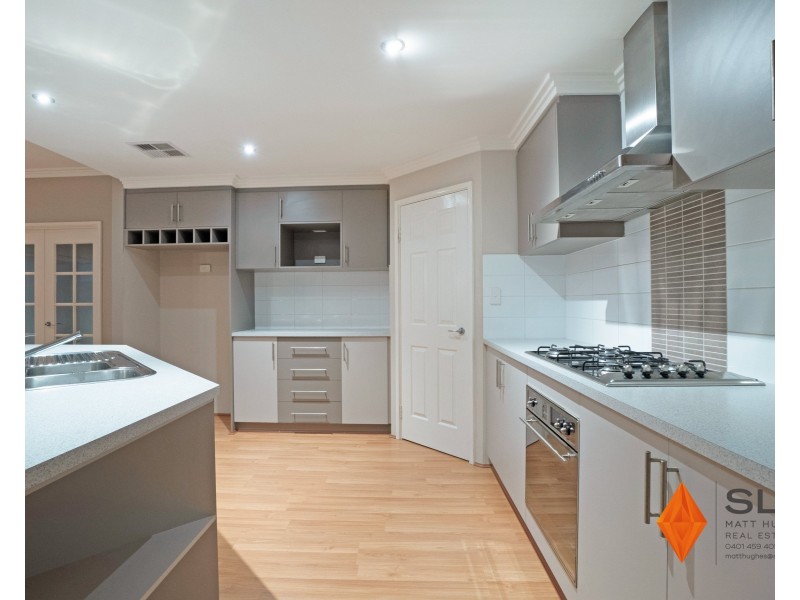 30 Waxflower Bend, Huntingdale WA 6110