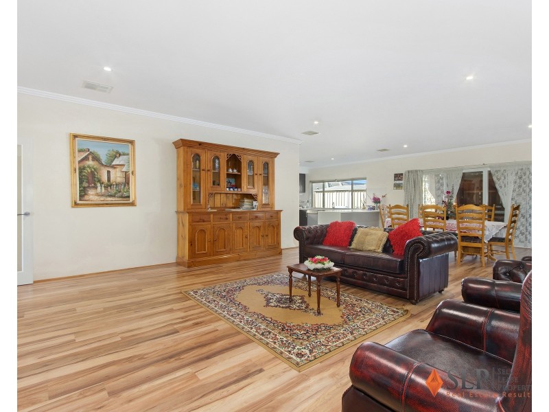 4 Trivalve Road, Baldivis WA 6171