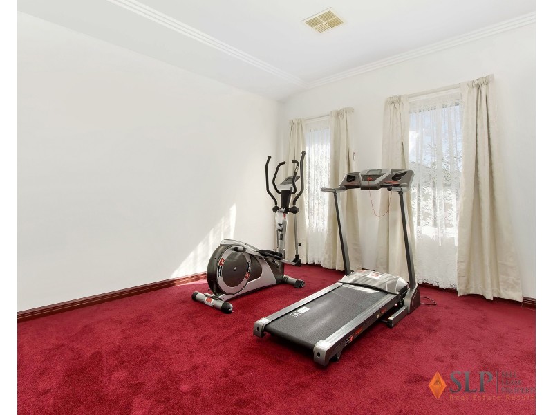 4 Trivalve Road, Baldivis WA 6171
