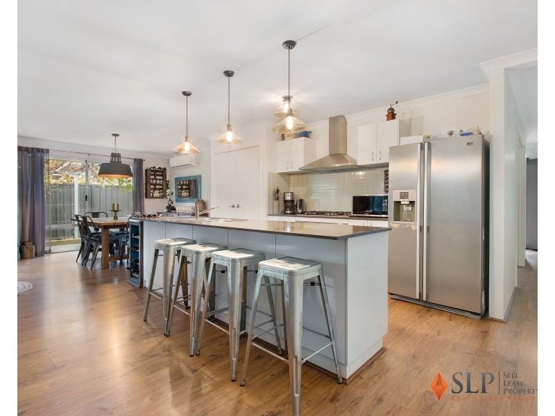 1 Golden Bay Drive, Golden Bay WA 6174