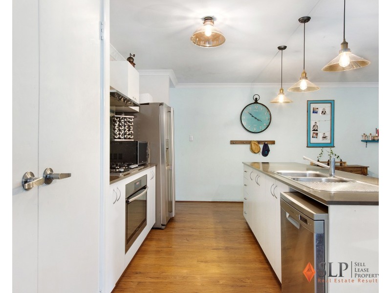 1 Golden Bay Drive, Golden Bay WA 6174