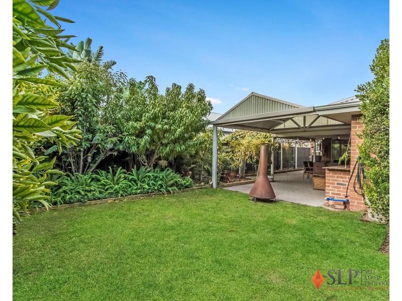 1 Golden Bay Drive, Golden Bay WA 6174