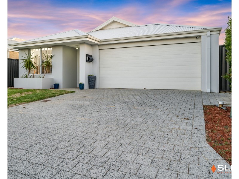 11 Mauve Way, Aveley WA 6069