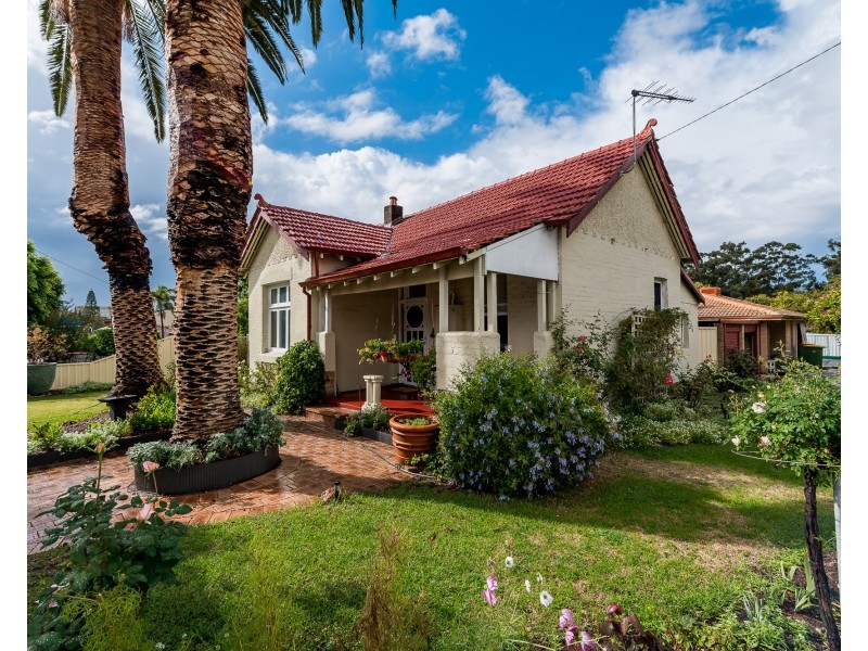 20 Raleigh Road, Bayswater WA 6053