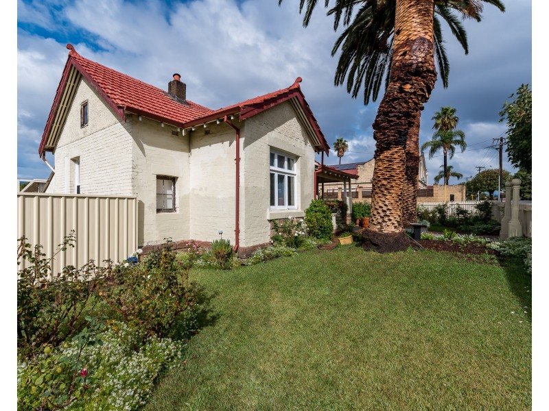 20 Raleigh Road, Bayswater WA 6053