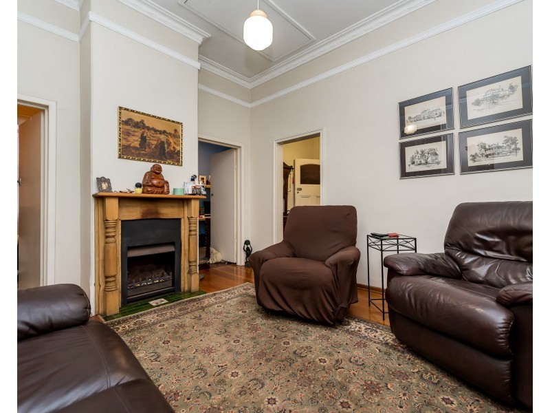 20 Raleigh Road, Bayswater WA 6053