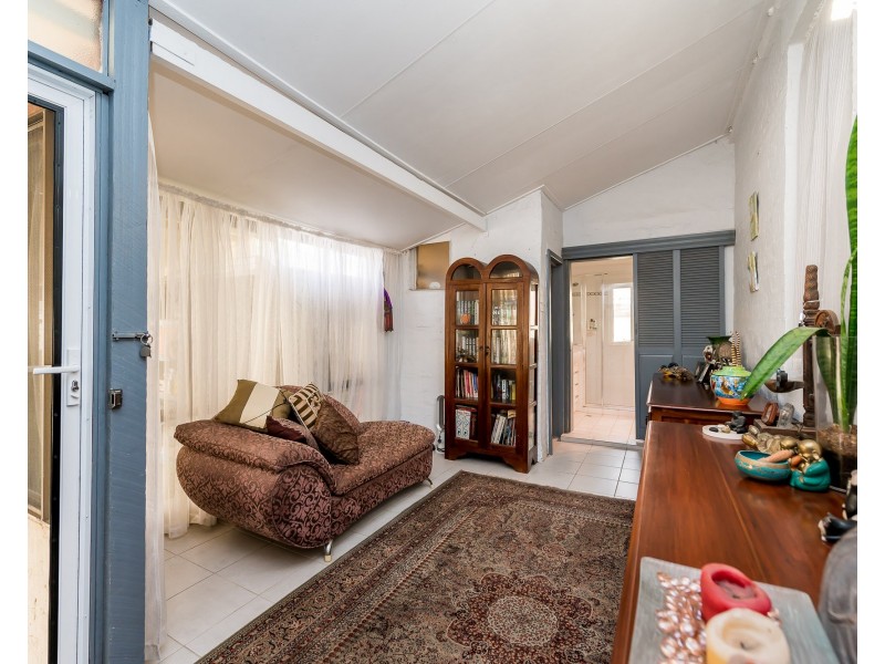 20 Raleigh Road, Bayswater WA 6053