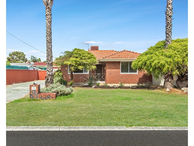 20 Dawson Way, Parmelia WA 6167