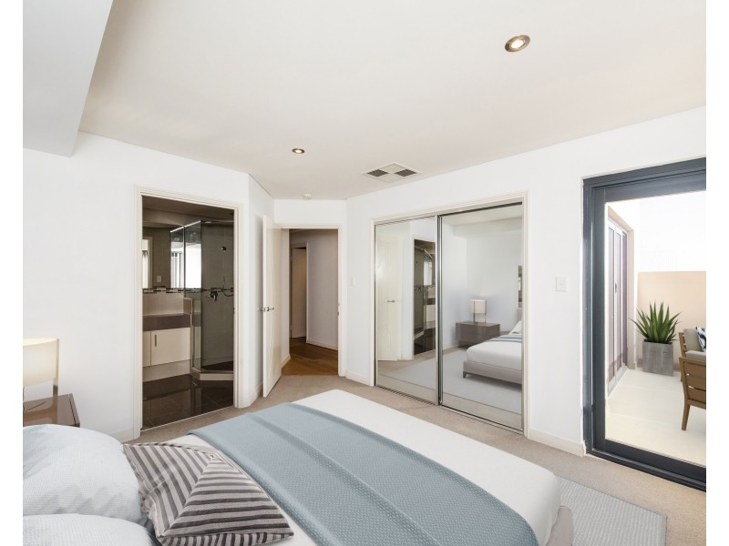 7/3 Galileo Loop, Mandurah WA 6210