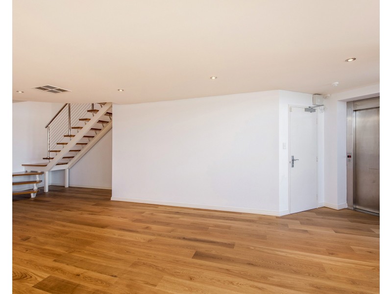 7/3 Galileo Loop, Mandurah WA 6210