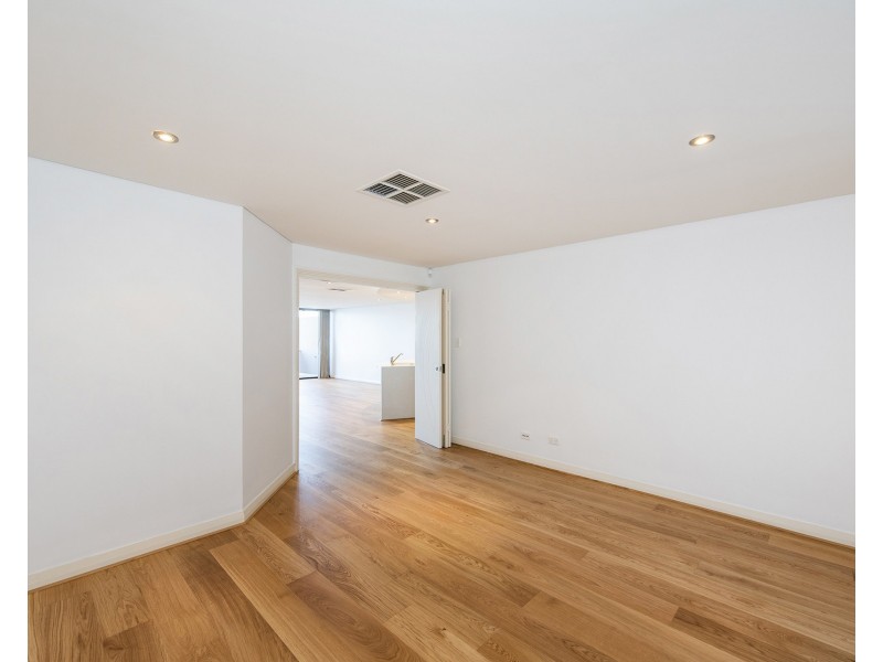 7/3 Galileo Loop, Mandurah WA 6210