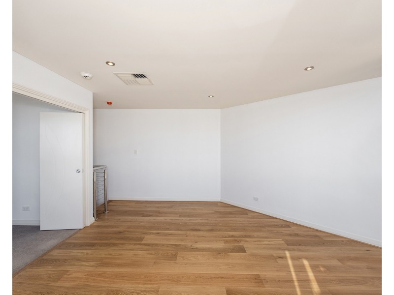 7/3 Galileo Loop, Mandurah WA 6210