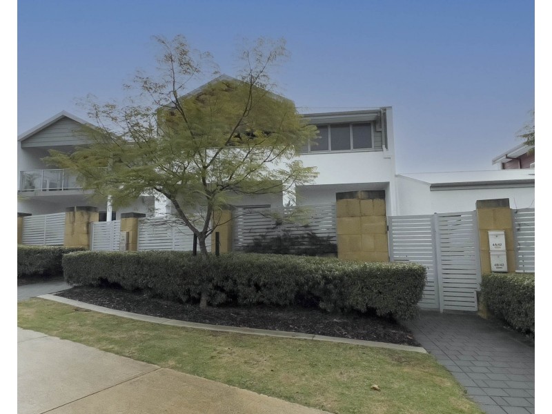 4A/42 Hilory Street, Coolbellup WA 6163