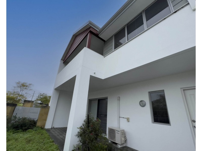 4A/42 Hilory Street, Coolbellup WA 6163