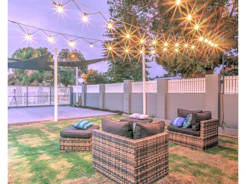 42A Kooyong Road, Rivervale WA 6103