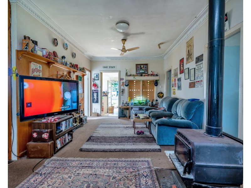 28 Kitchener Street, Dudley Park WA 6210