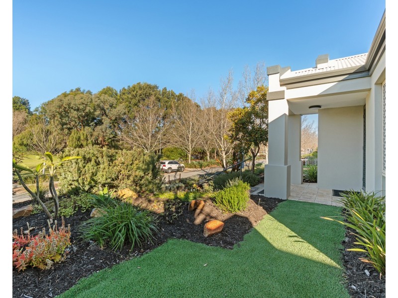 29 Highpoint Boulevard, Ellenbrook WA 6069