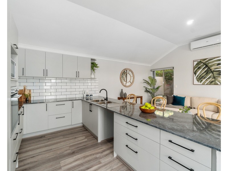 29 Highpoint Boulevard, Ellenbrook WA 6069