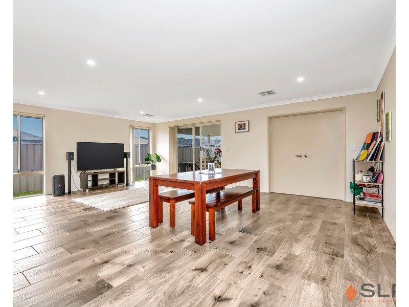 52 Aquamarine Parade, Karnup WA 6176