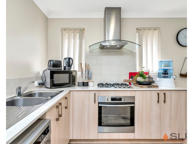 52 Aquamarine Parade, Karnup WA 6176