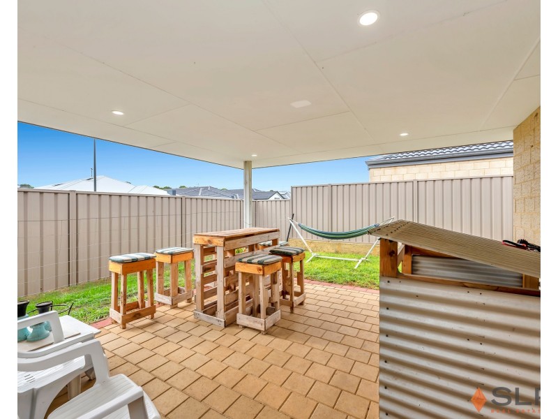 52 Aquamarine Parade, Karnup WA 6176