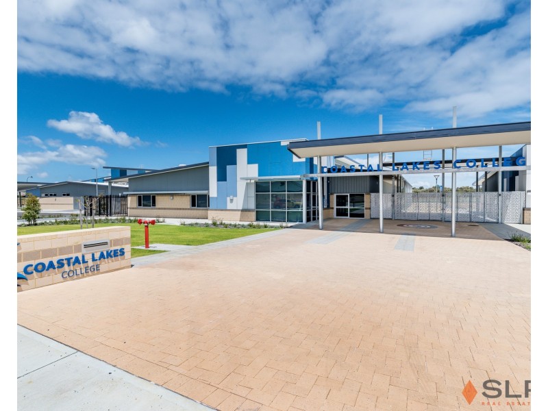 52 Aquamarine Parade, Karnup WA 6176