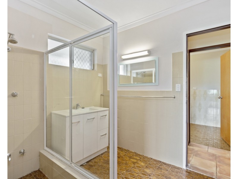 14 Tasker Street, Halls Head WA 6210