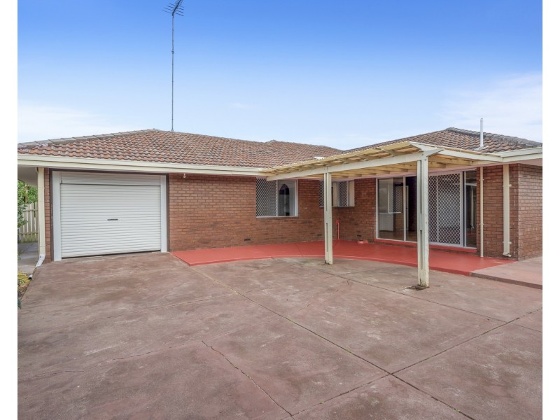 14 Tasker Street, Halls Head WA 6210