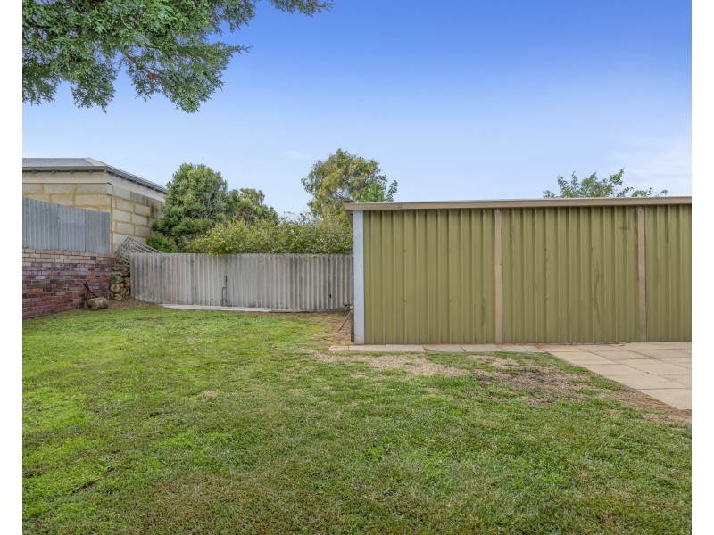 14 Tasker Street, Halls Head WA 6210