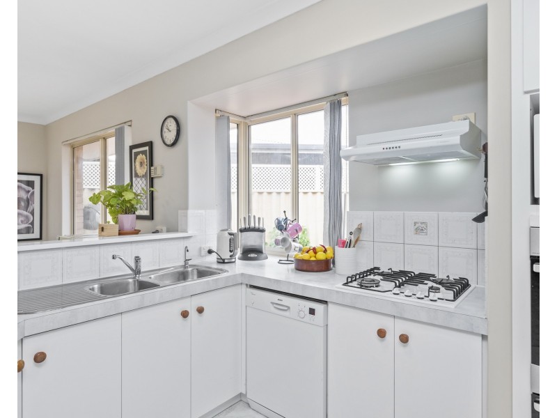 7B The Glen, Erskine WA 6210