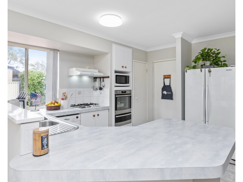 7B The Glen, Erskine WA 6210