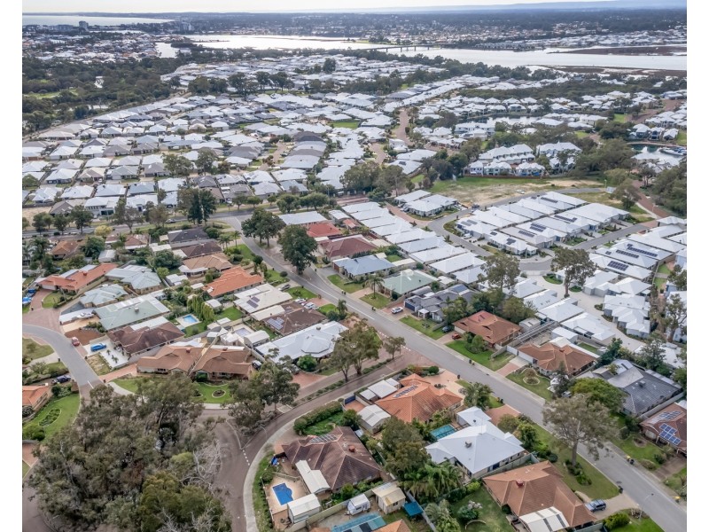 7B The Glen, Erskine WA 6210