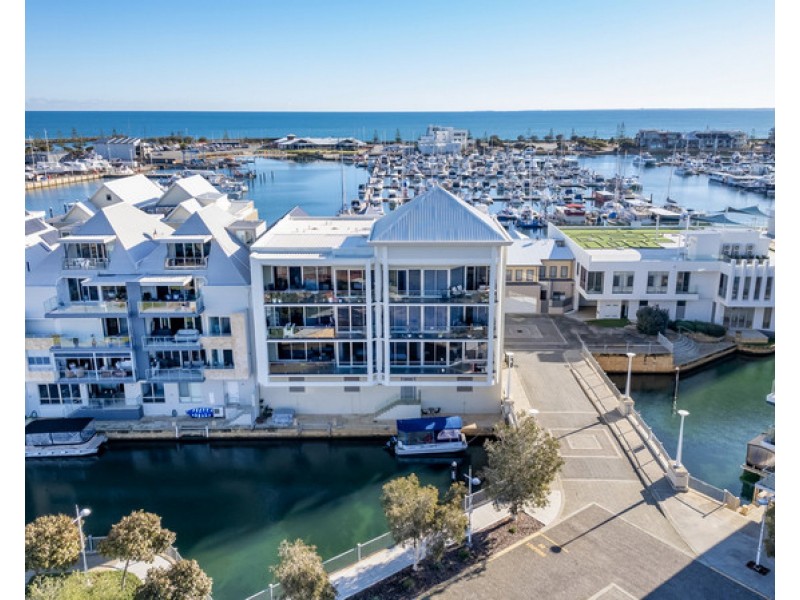 8/3 Veneto Lane, Mandurah WA 6210