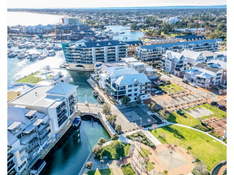 8/3 Veneto Lane, Mandurah WA 6210