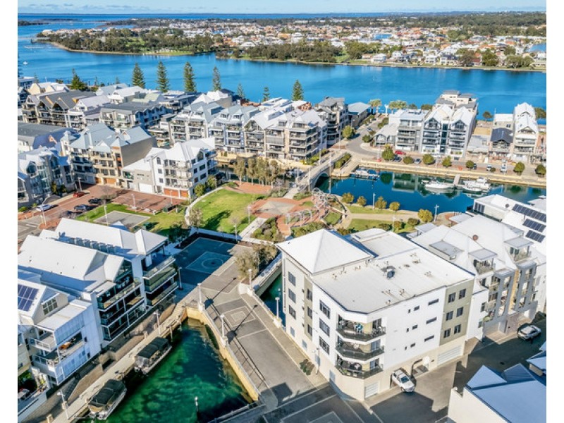 8/3 Veneto Lane, Mandurah WA 6210