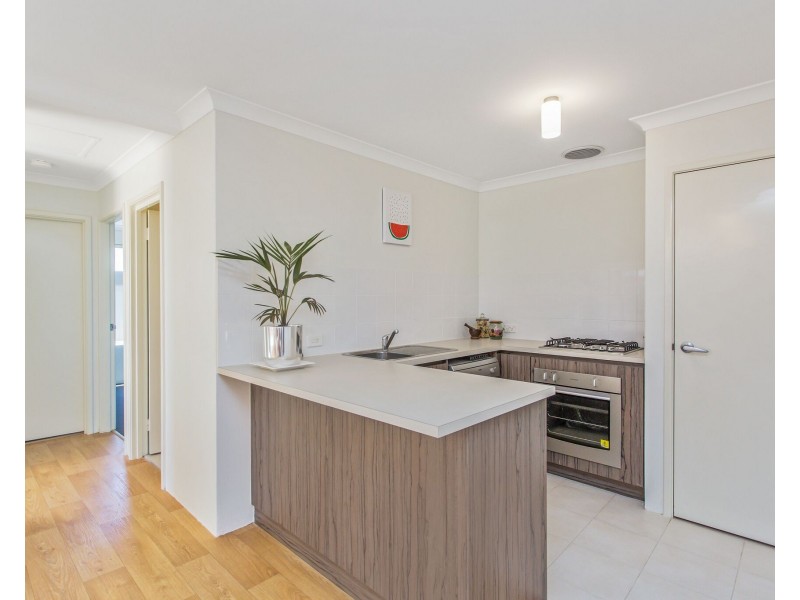 18/1 Cottonwood Drive, Baldivis WA 6171