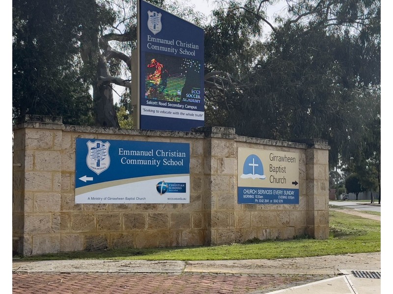 10 Salcott Road, Girrawheen WA 6064