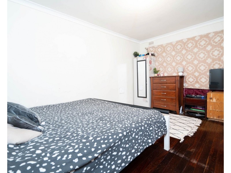 10 Salcott Road, Girrawheen WA 6064