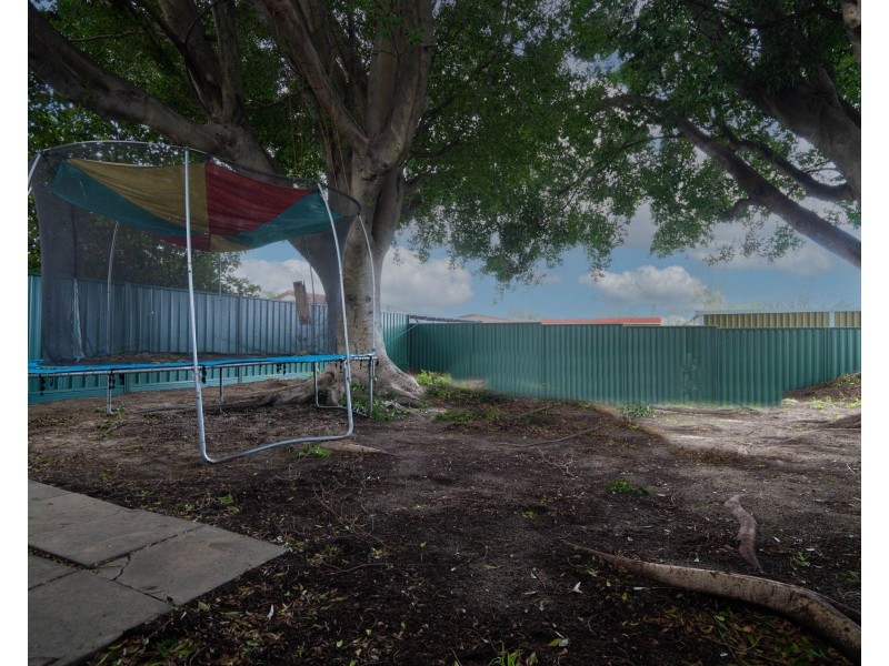 10 Salcott Road, Girrawheen WA 6064