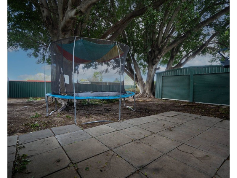 10 Salcott Road, Girrawheen WA 6064