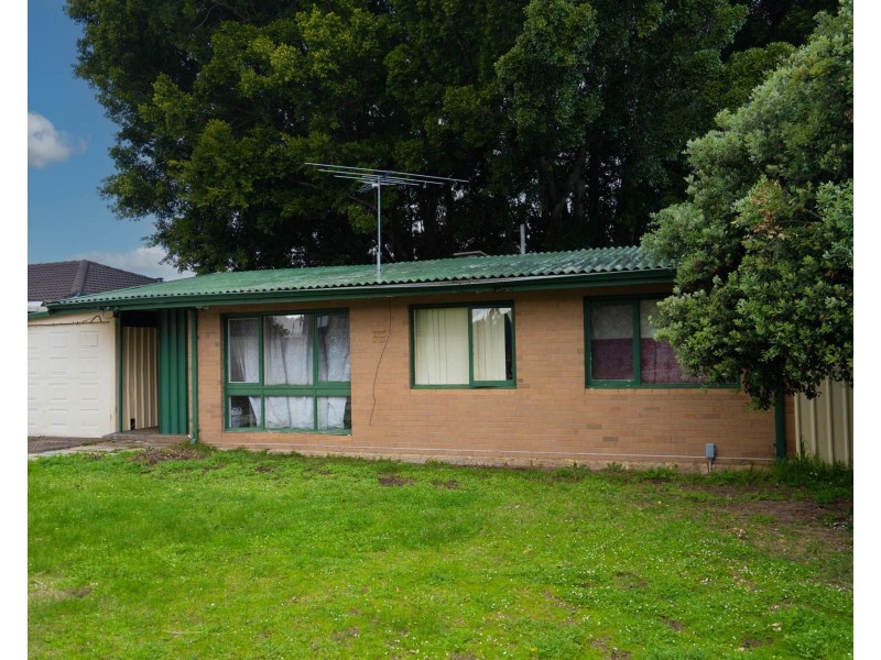 10 Salcott Road, Girrawheen WA 6064