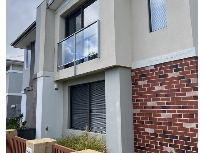 15 Quendamia Lane, Mandurah WA 6210