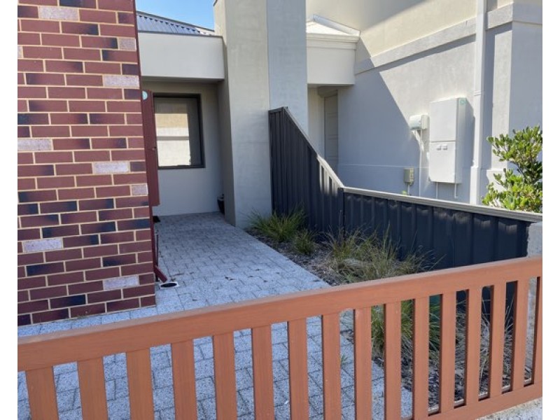 15 Quendamia Lane, Mandurah WA 6210