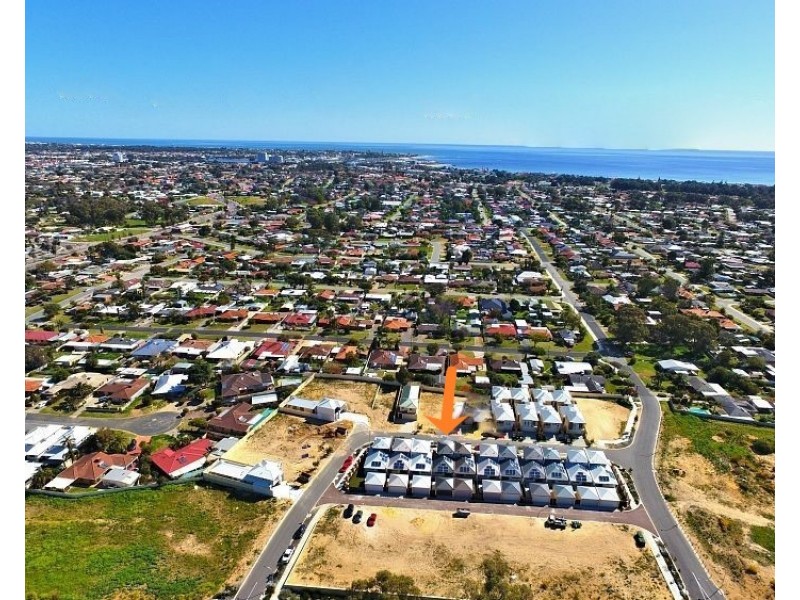 15 Quendamia Lane, Mandurah WA 6210