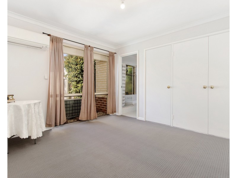 4 Kirkpatrick Court, Seville Grove WA 6112