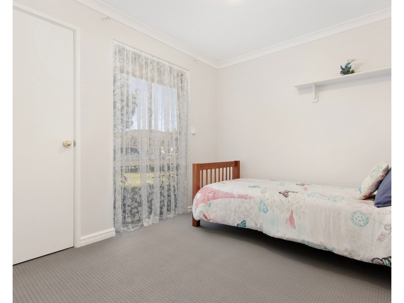 4 Kirkpatrick Court, Seville Grove WA 6112