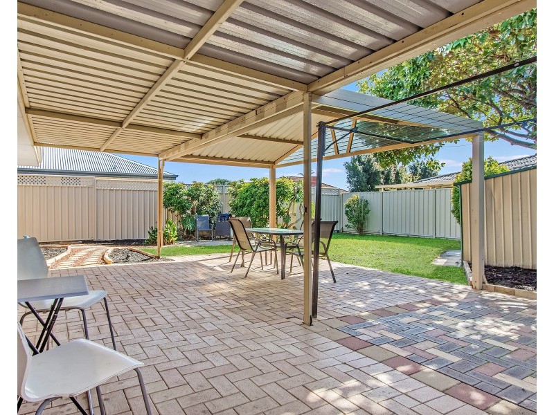 4 Kirkpatrick Court, Seville Grove WA 6112