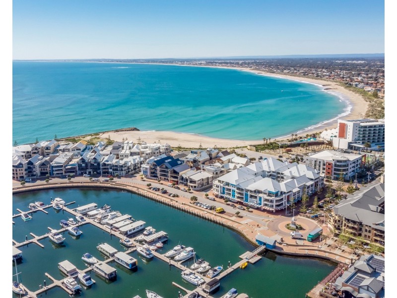 30/1 Breakwater Parade, Mandurah WA 6210